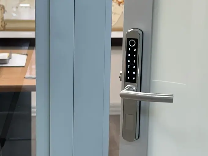 Sliding-Door-Lock-Handle-Services